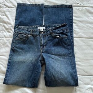 White House Black Market Distressed Blue Jeans Size 6 NWOT